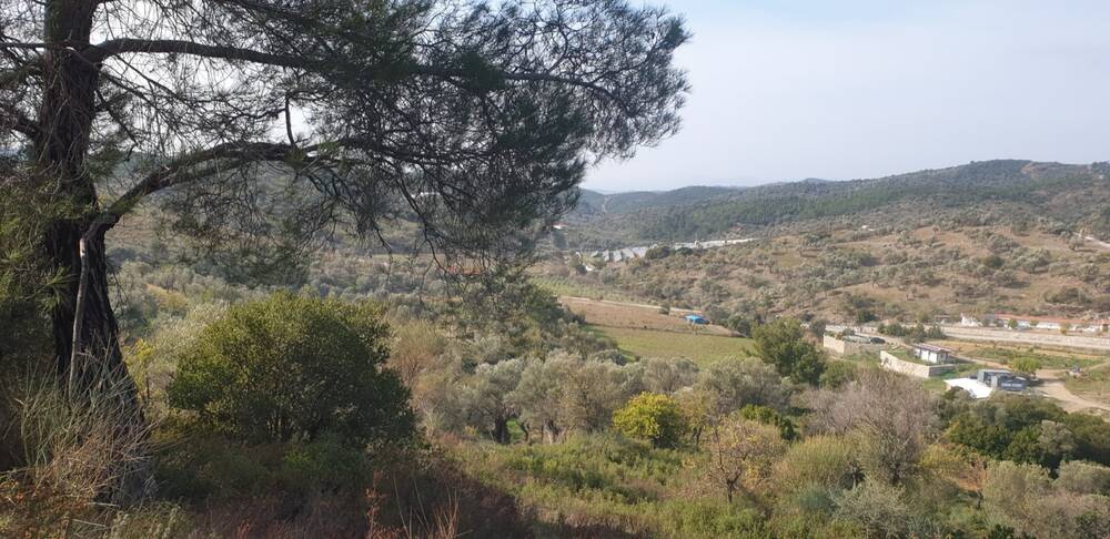 Seferihisar tepeleri